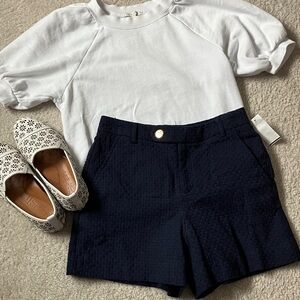 New Draper James Navy Women's Shorts size 4